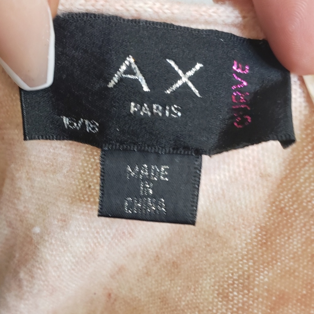 Sweater - Picture 5 of 5